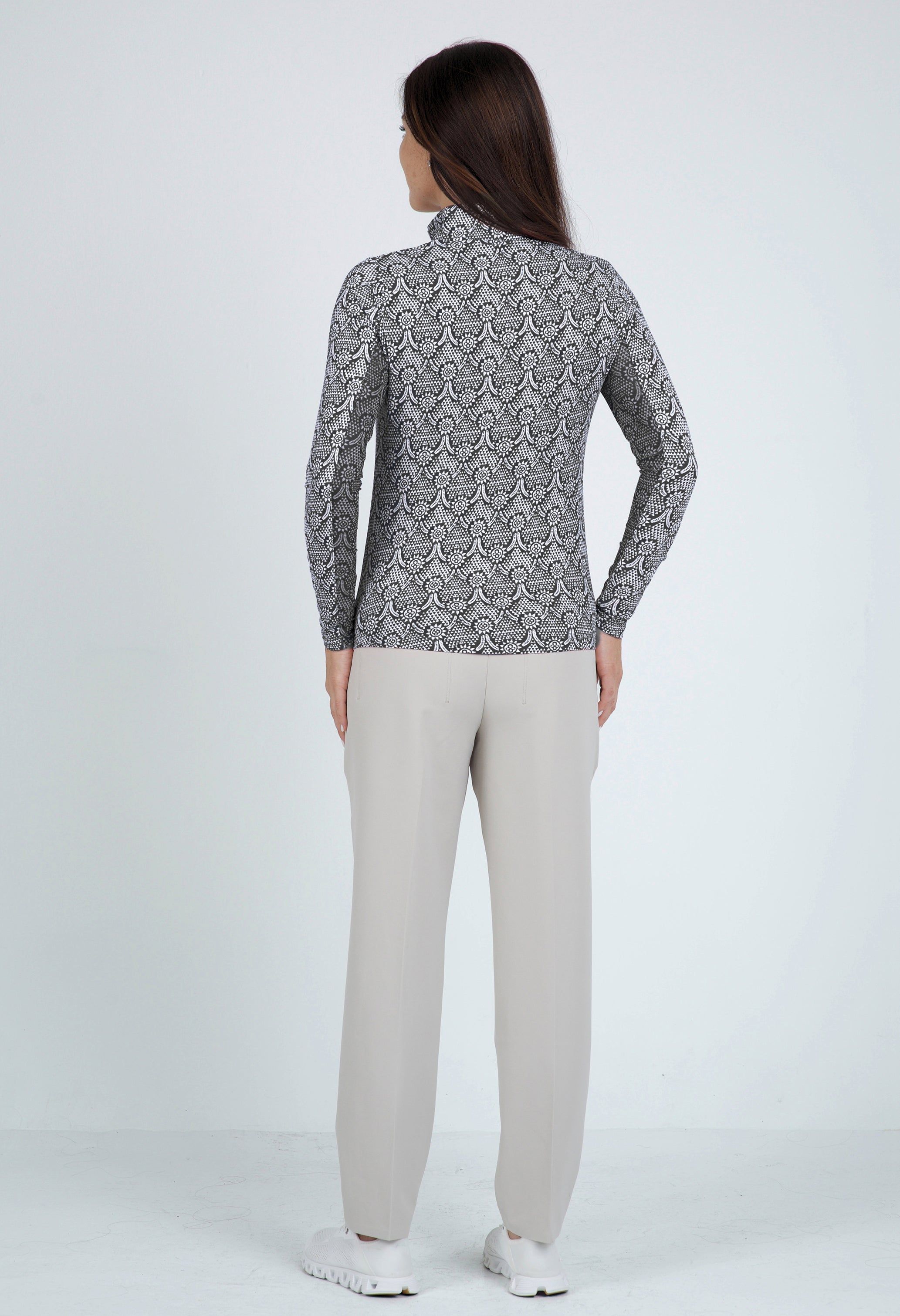 Leslie Print Long Sleeve Mock Neck Top – 10868 | IBKÜL