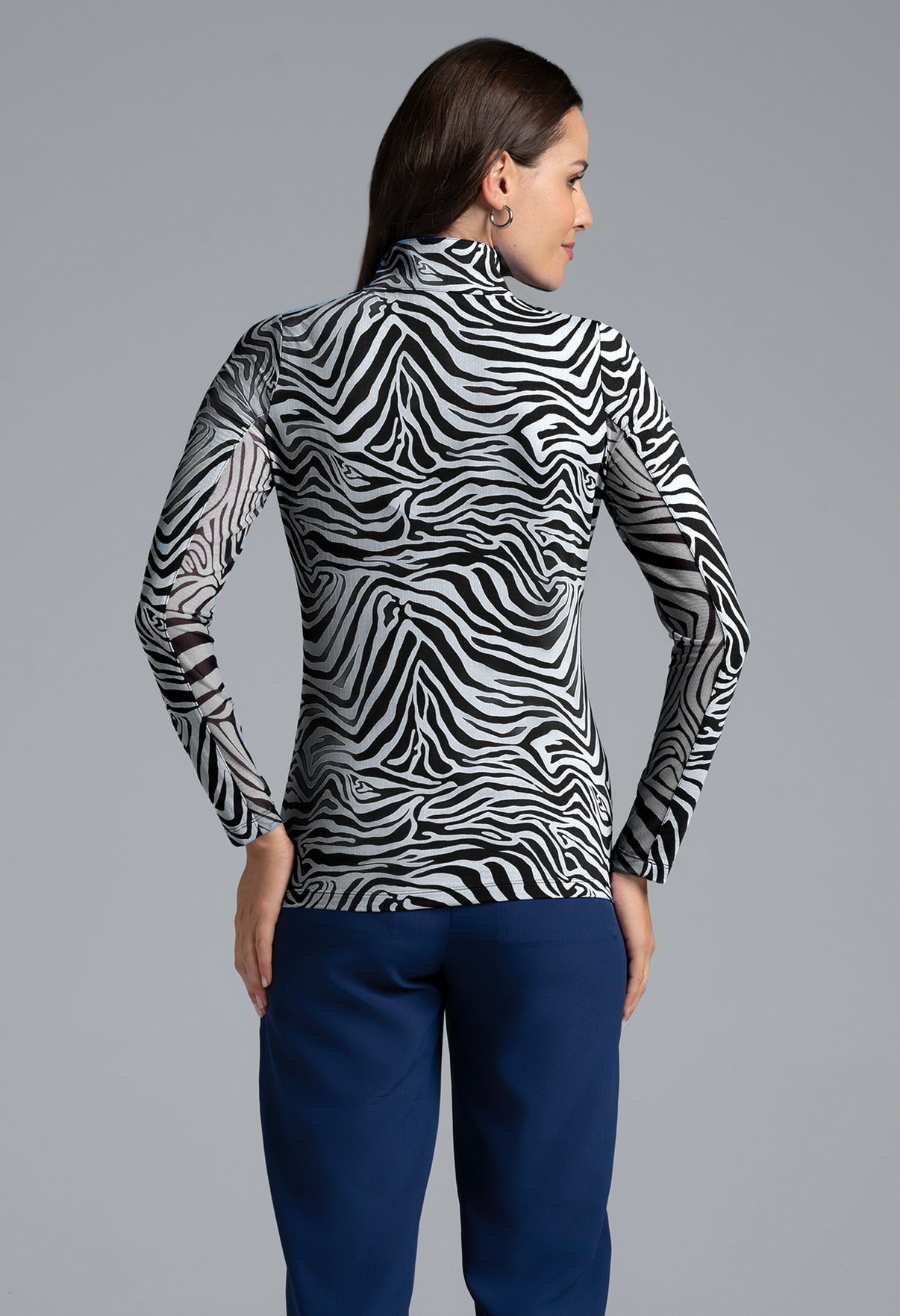 IBKÜL - Cecilia Print Long Sleeve Mock Neck Top – 10932 - Color: Black/White
