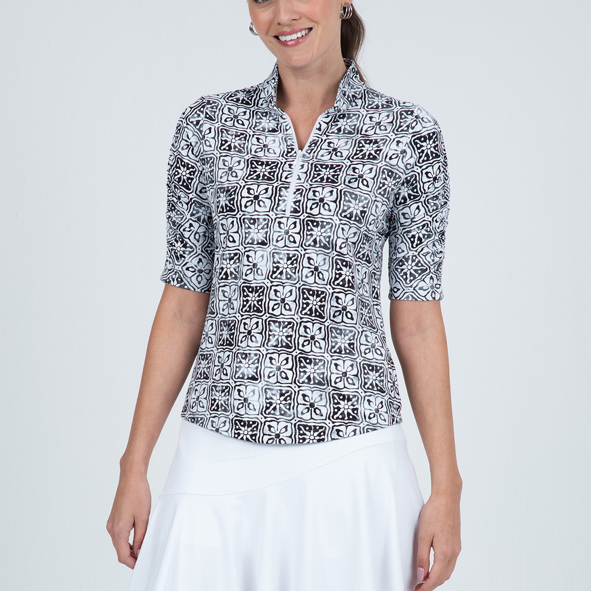 IBKÜL - Kathy Print Ruched Elbow Length Sleeve Top – 41871 - Color: Black/Grey