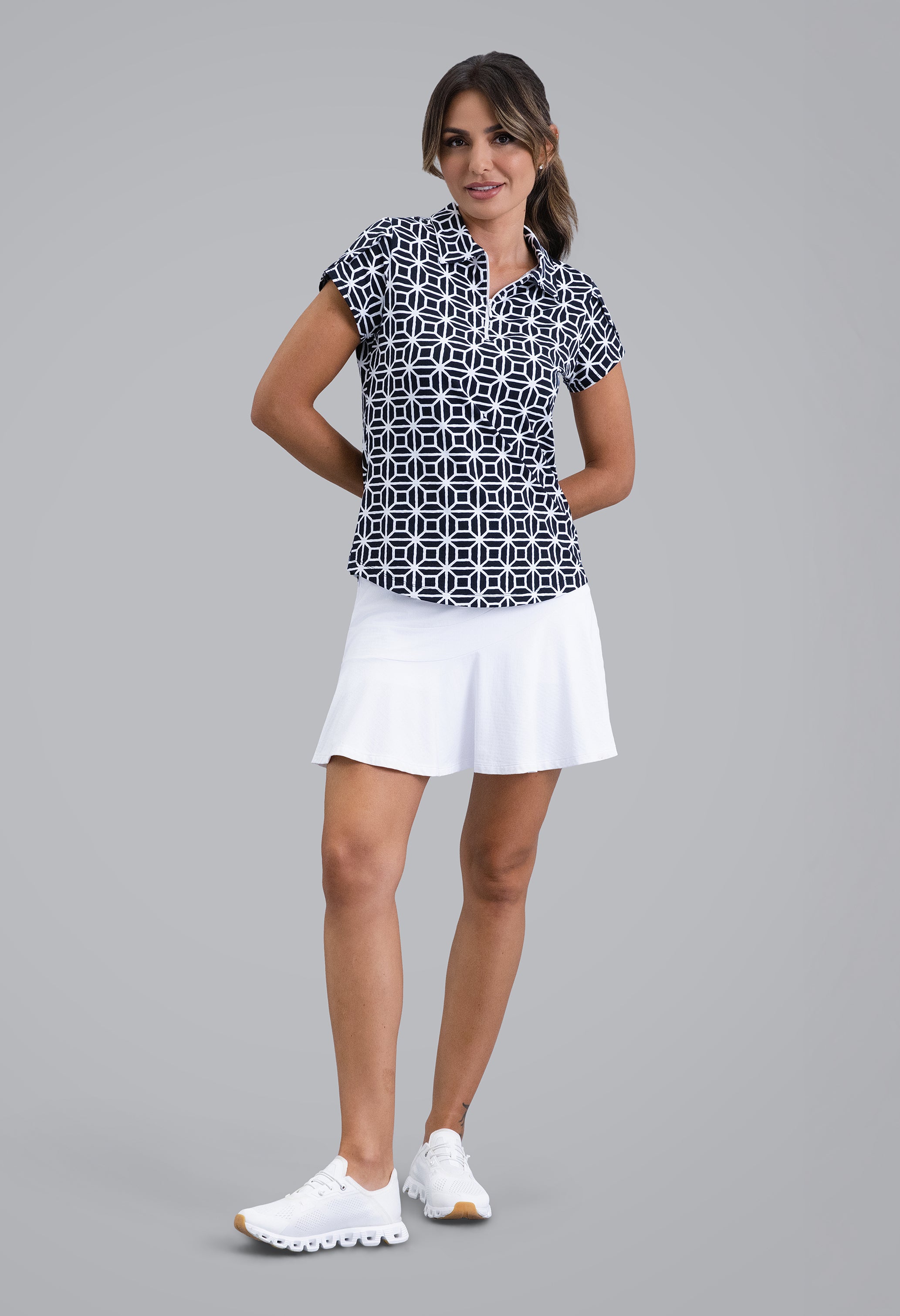 IBKÜL - Carolyn Tulip Sleeve Top - Color: Black