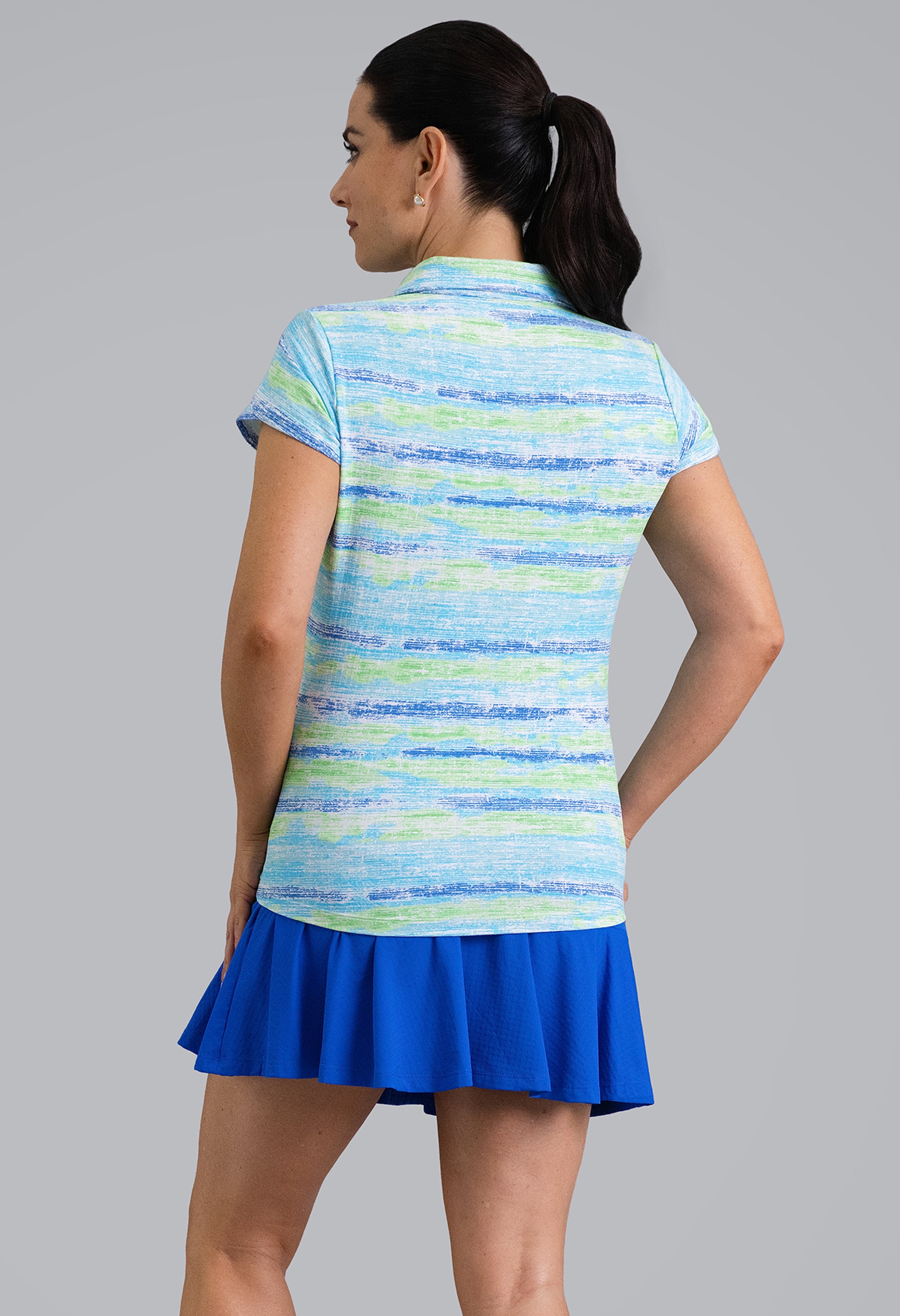IBKÜL - Gia Tulip Sleeve Top - Color: Blue Multi