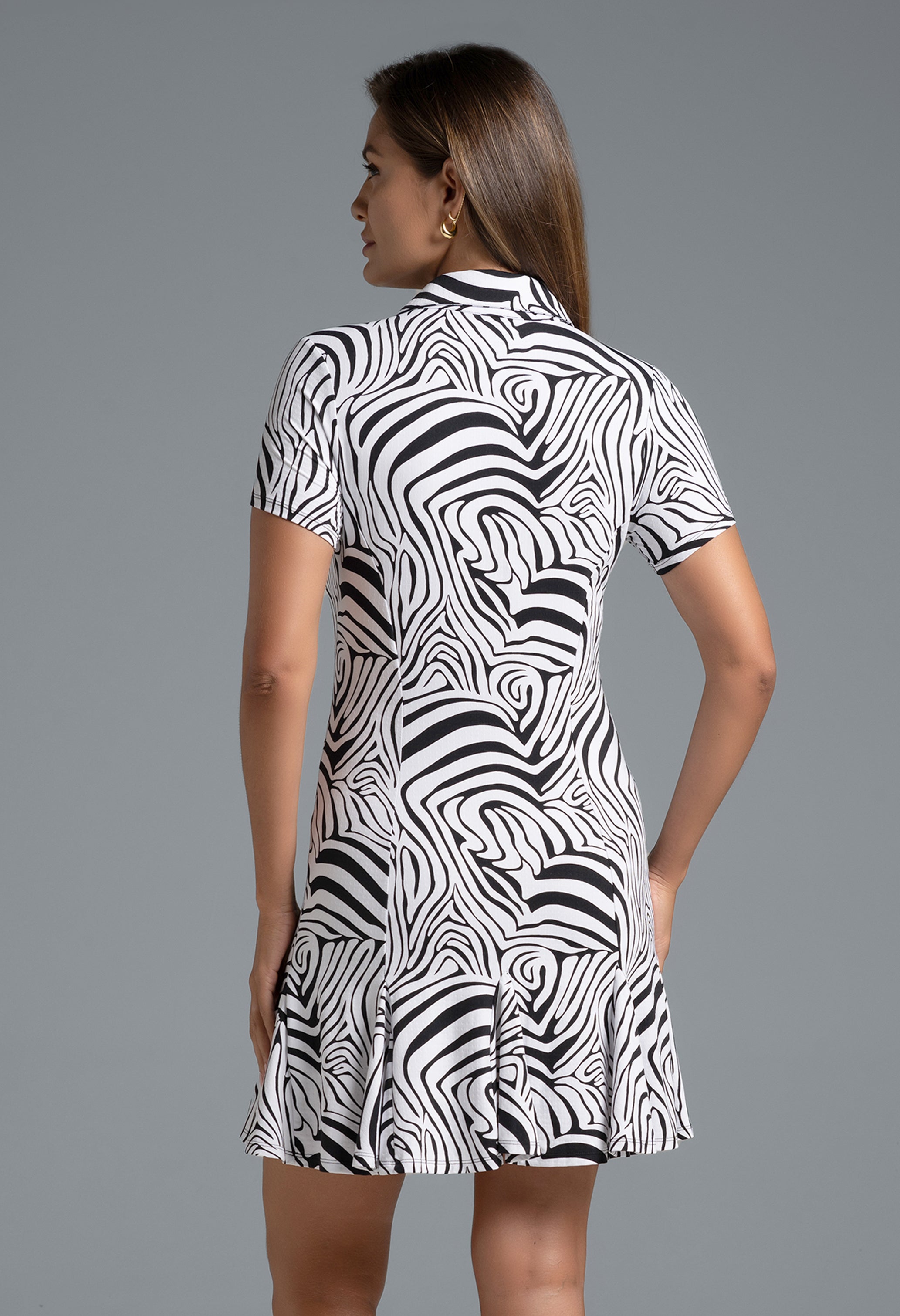 IBKÜL - Cecilia Print Short Sleeve Godet Dress – 69932 - Color: Black/White