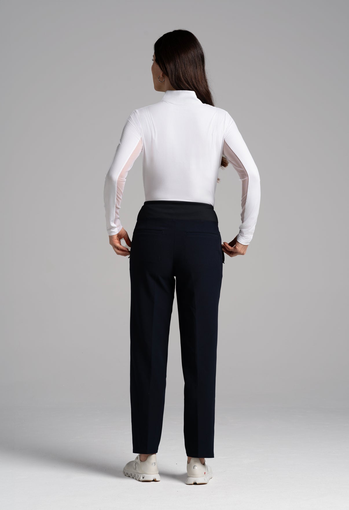 IBKÜL - Solid Knit Ankle Pants - 70000 - Color: Black