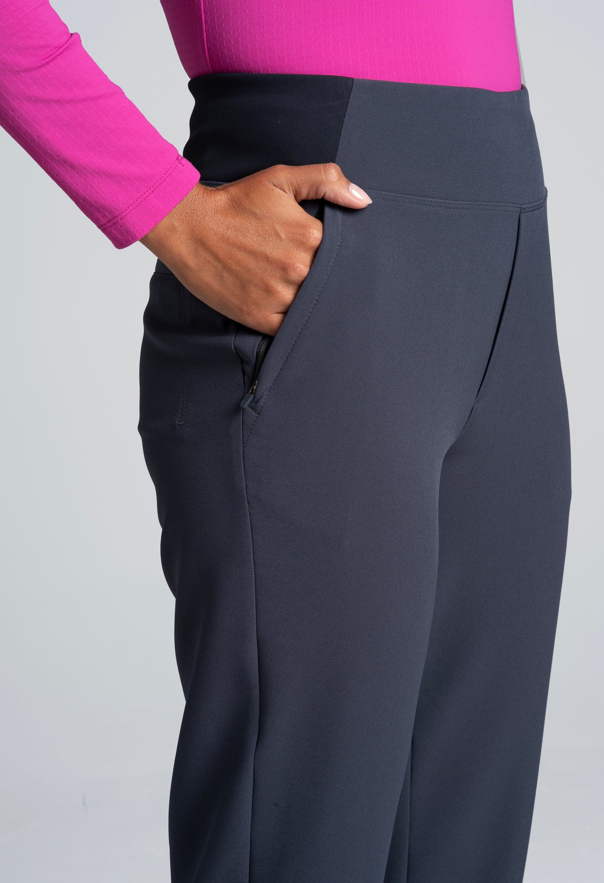 IBKÜL - Solid Knit Ankle Pants - 70000 - Color: Charcoal