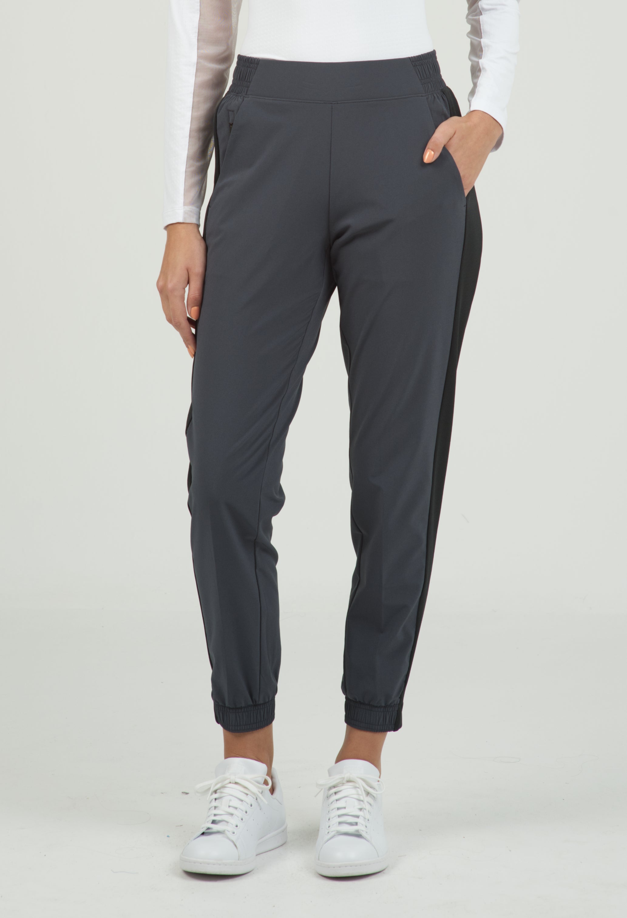 IBKÜL - Solid Women's Joggers - 79000 - Color: Black