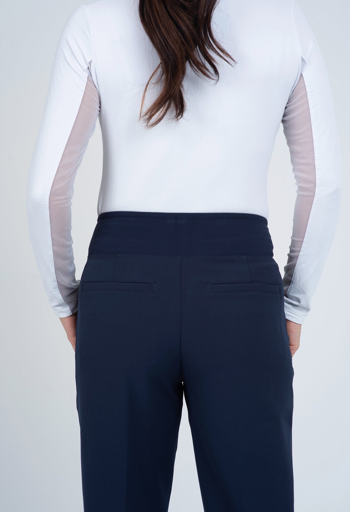 IBKÜL - Solid Knit Ankle Pants - 70000 - Color: Midnight