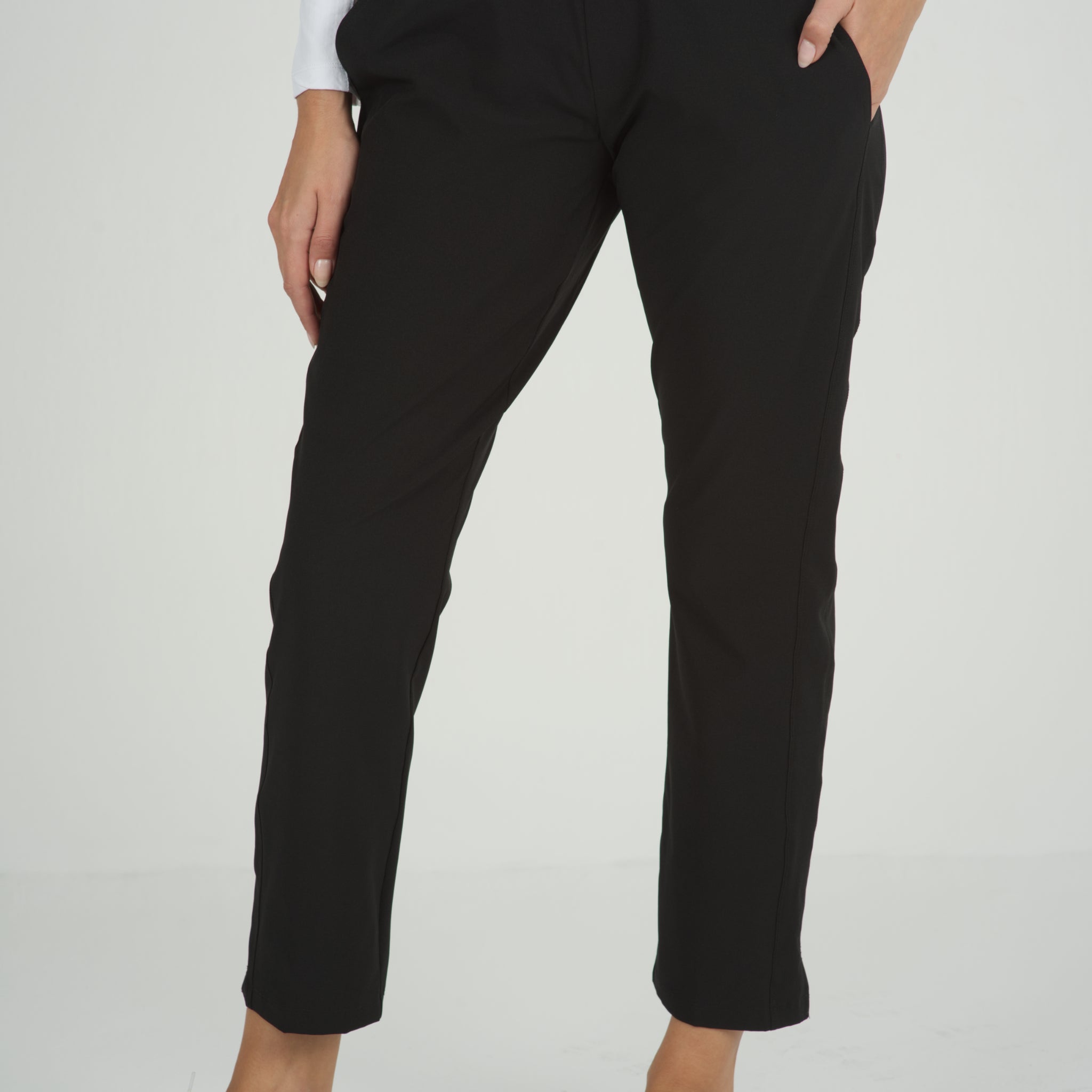 IBKÜL - Solid City Pants - 74000 - Color: Black
