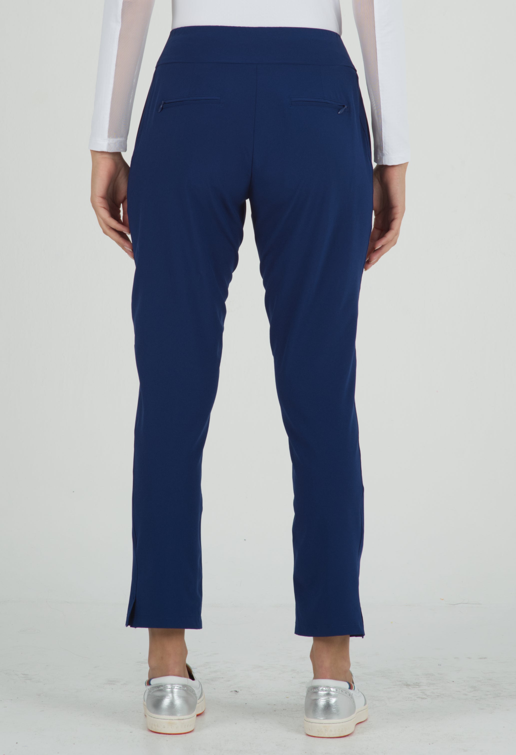 IBKÜL - Solid City Pants - 74000 - Color: Midnight