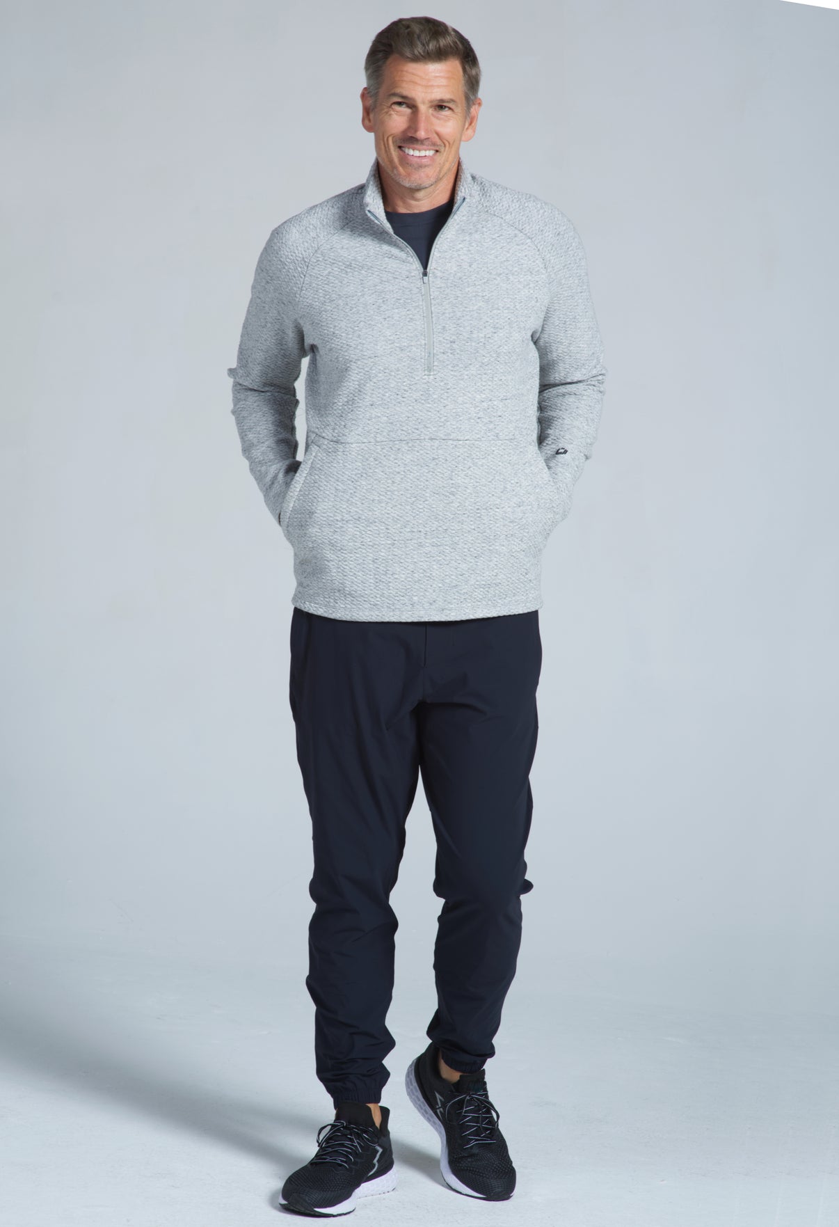 IBKÜL - Solid Popcorn Stitch Zip Mock Pullover - 95000 - Color: Black