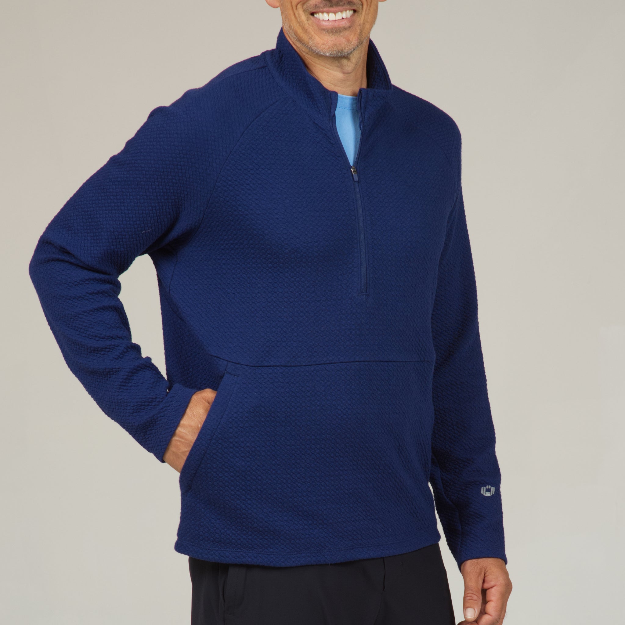 IBKÜL - Solid Popcorn Stitch Zip Mock Pullover - 95000 - Color: Black